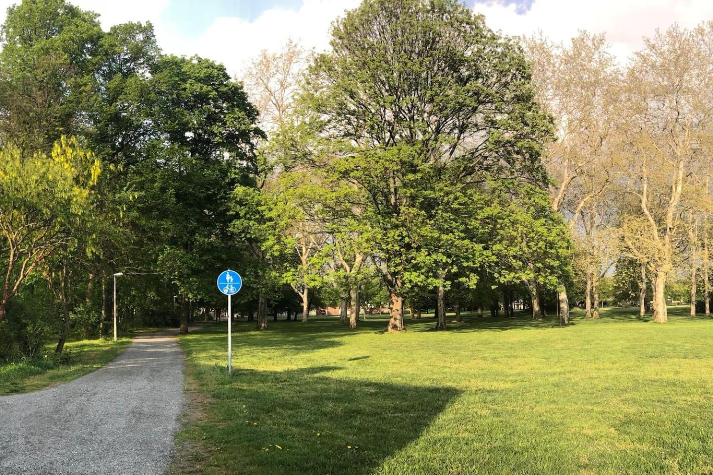 Ferienwohnung Am Park Lipcse Kültér fotó